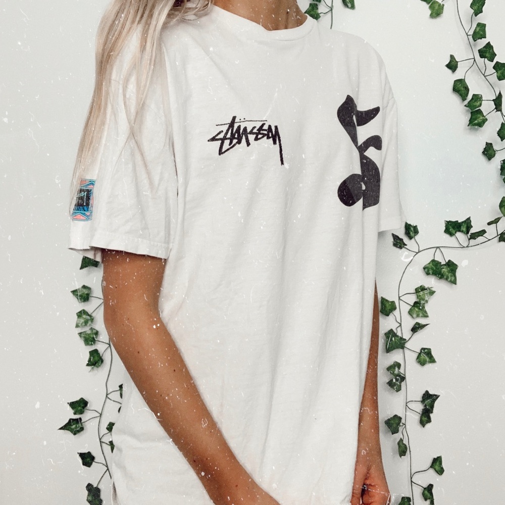SOLD// STUSSY - Picture 2 of 6